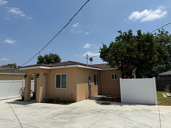 2nd image of 4831 Fiesta Ave #B