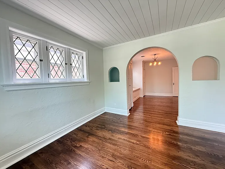 5648 Goethe Ave — Photo 11