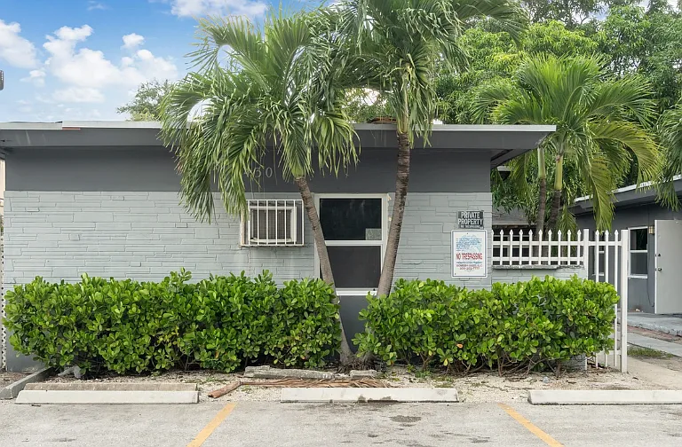 5440 N Miami Ave #2 — Photo 8
