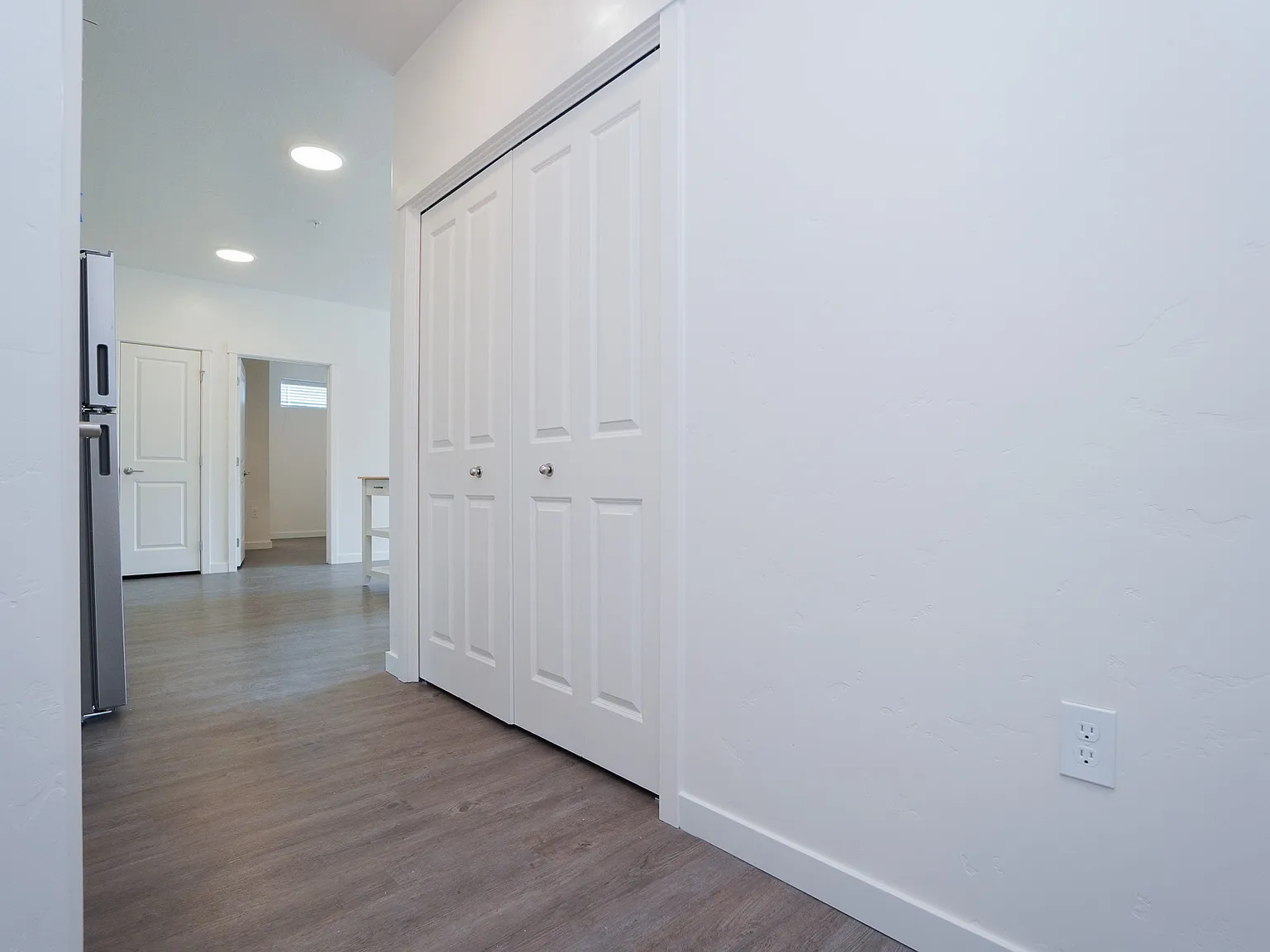 7684 West Emerald Street - 103 — Photo 3