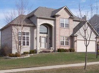 1490 Boulder Bluff Ln, Algonquin, IL 60102