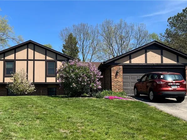 6642 Portrait Dr, Clayton, OH 45415