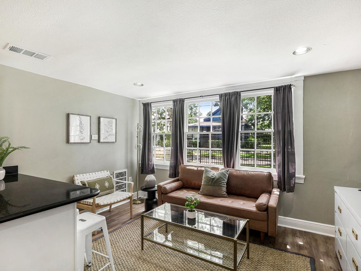 838 Lowerline St APT B, New Orleans, LA 70118 | Zillow