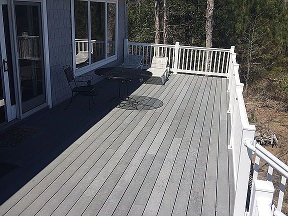 5th image of 843 Clark Point Dr