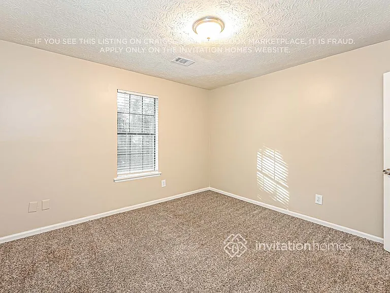 297 Phoenix Dr — Photo 14