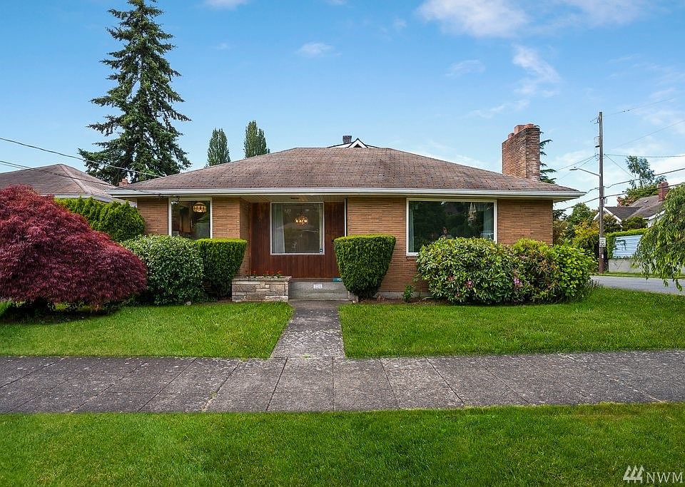 2nd image of 6918 32nd Ave NW