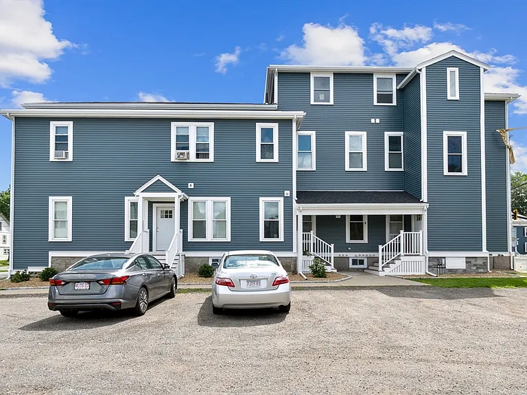 28 Poplar St #9 — Photo 3