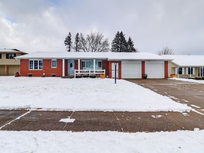 1024 10th Ave N, Clinton, IA, 52732