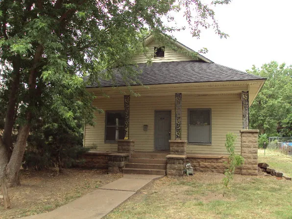406 S 5th St, Ponca City, OK 74601