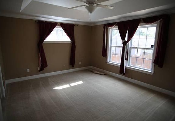 2nd image of 2316 Holton St