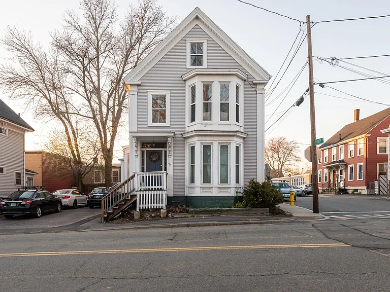 439 Islington St #1 — Photo 11