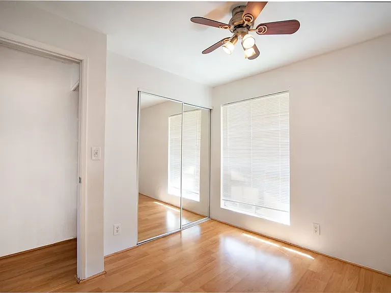 140 Uwapo Rd #55-204 — Photo 1