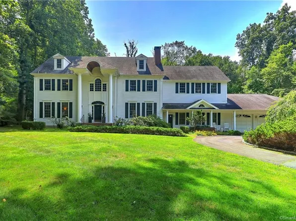 11 Hunters Ridge, Woodbridge, CT 06525