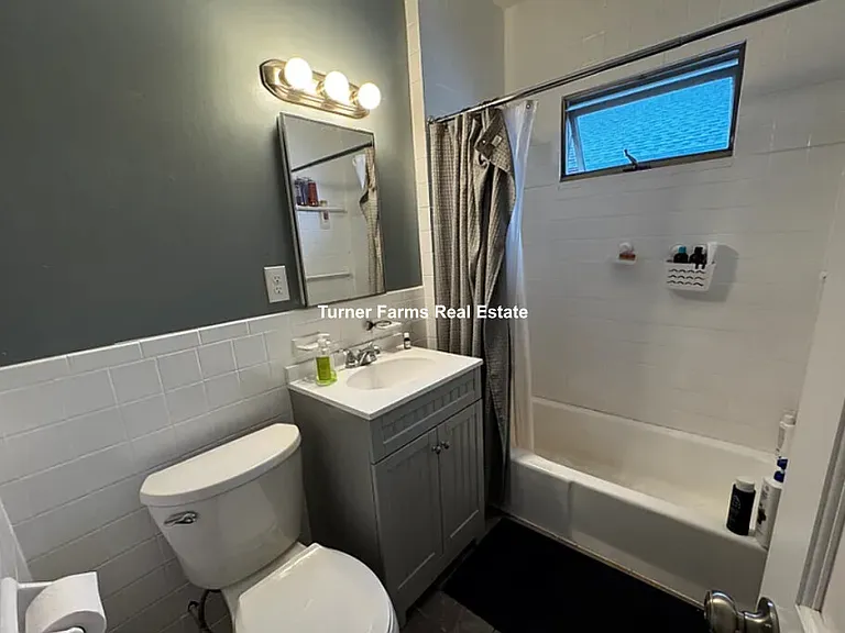 74 Frederick Ave #2 — Photo 8