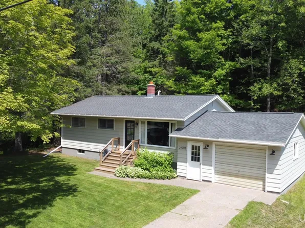 21998 Chassell Painesdale Rd, Chassell, MI 49916