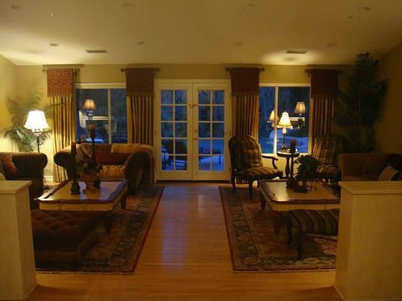 Living Room overlooking Pool and Spa