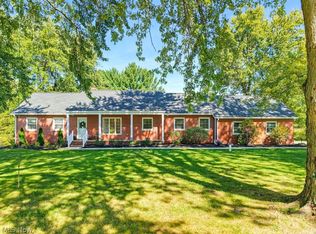 2613 Doug Ave, Hudson, OH 44236