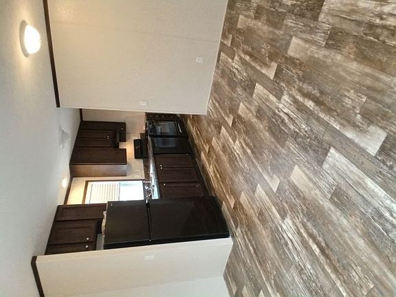 2nd image of 4927 Bay Dr #78