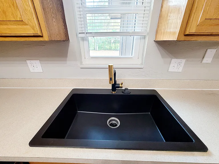 3116 W University Ave — Photo 21