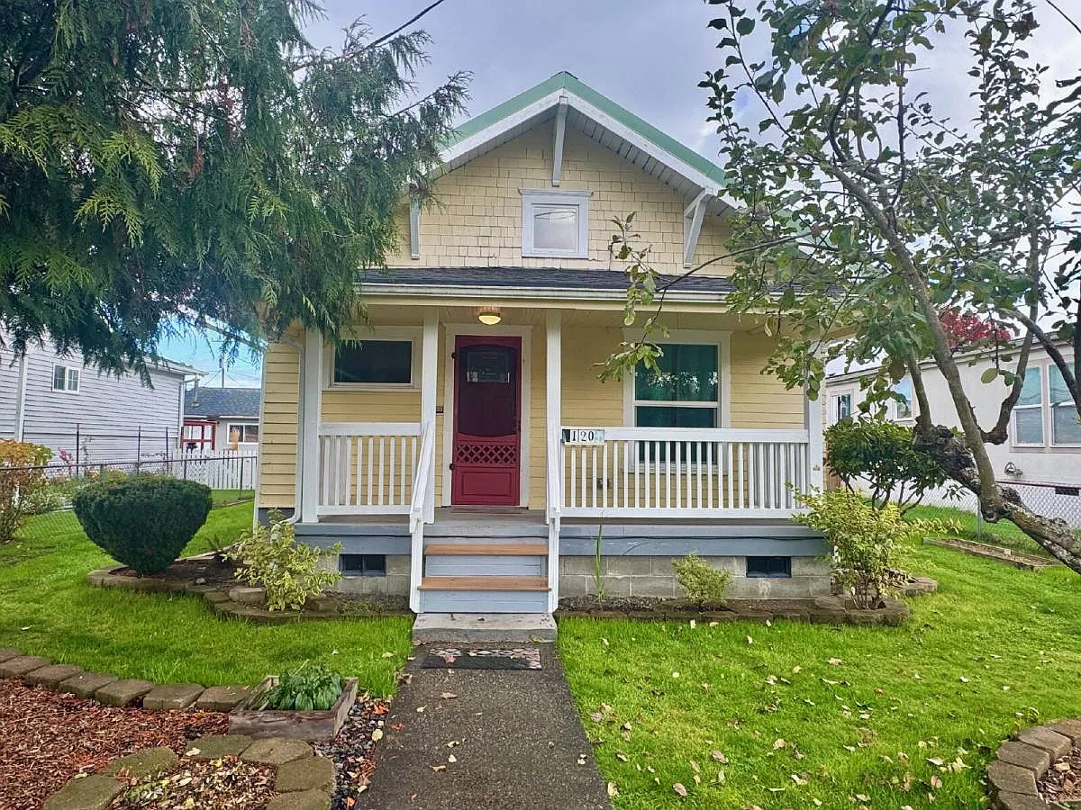 120 S 6th St in McCleary, WA 98557 — Photo 2