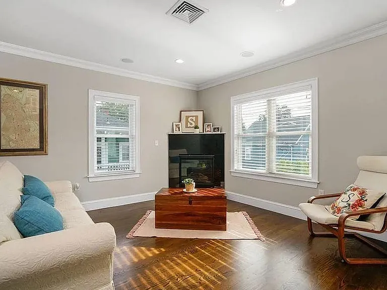 5 Burgoyne St #2 — Photo 3