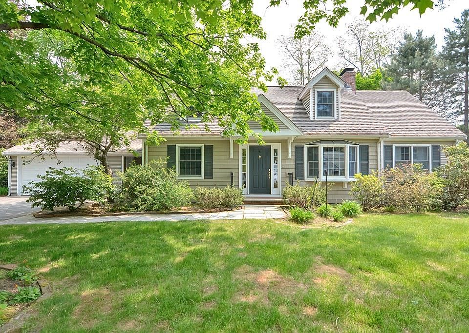 1st image of 31 Woodfield Rd
