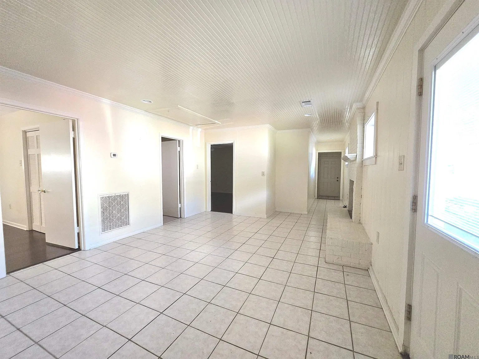 3 bed, 1782 sqft, $2,000 — Photo 2