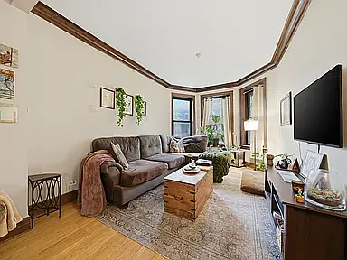 3 bed, 1550 sqft, $3,150 — Photo 2