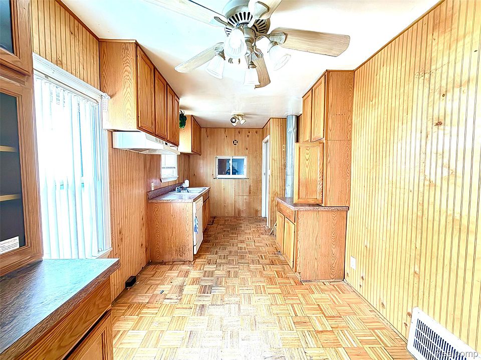 13th image of 12674 Mettetal St