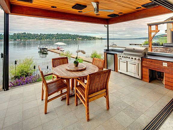 5th image of 1601 E Lake Sammamish Pkwy NE