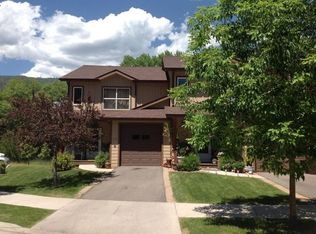 110 White Horse Pl, Glenwood Springs, CO 81601