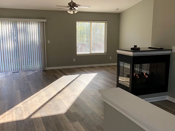 3rd image of 46368 Candleberry Dr