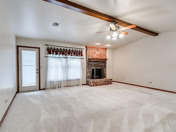 5th image of 7204 Walnut Creek Dr