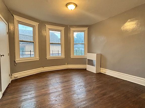 2nd image of 105 Brookside Ave APT 2