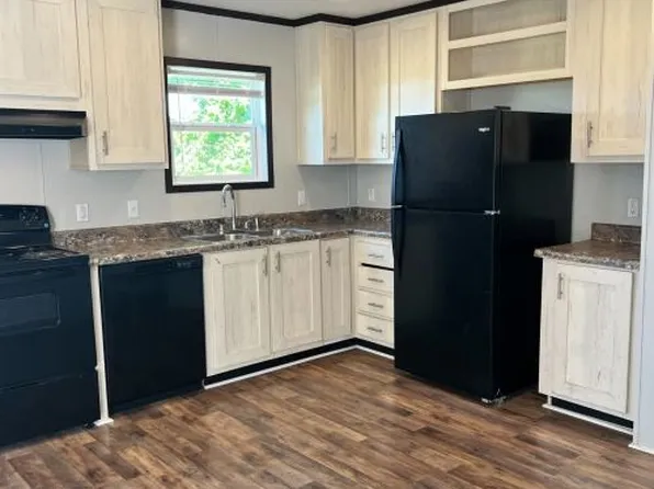 475 Landis Ln #85, Mount Washington, KY 40047