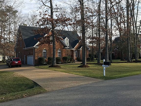 3rd image of 4525 Wellington Farms Dr