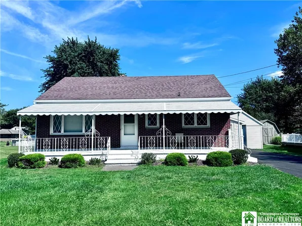 126 Seymour St, Fredonia, NY 14063