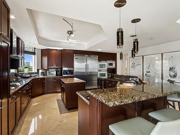 3rd image of 6000 Island Blvd APT 708