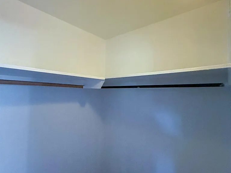 Jamaica Apartments — Photo 19