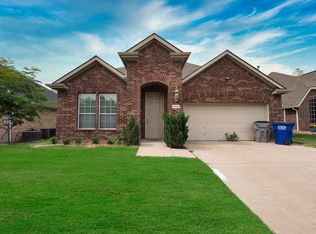 643 Crockett Dr, Lavon, TX 75166