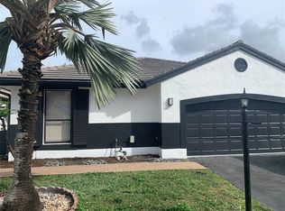 5910 Chester Ln, Fort Lauderdale, FL 33331