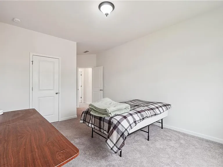 4055 Starwood Dr — Photo 32