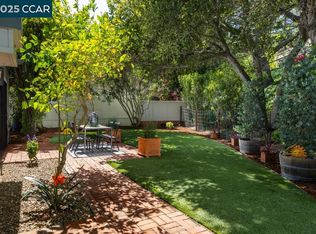 2432 Pine Knoll Dr UNIT 4, Walnut Creek, CA 94595