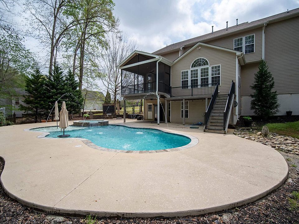 145 Hartwick Ln, Fountain Inn, SC 29644 Zillow