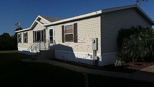 1st image of 3909 Woodbine Dr