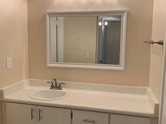 4th image of 5545 Marconi Ave #D058060bb