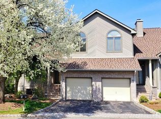 304 Cedar Ct, Norwood, NJ 07648