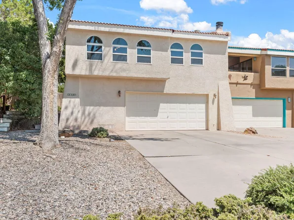5512 Overlook Dr NE, Albuquerque, NM 87111
