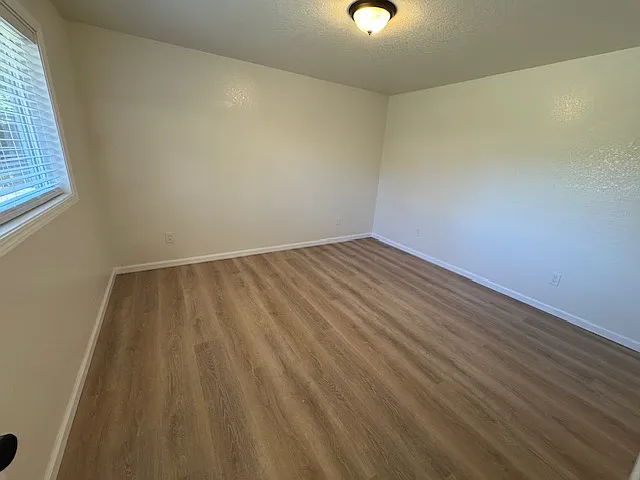 3573 Movie Ln - - — Photo 3