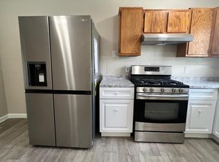 1024 E 17th St, Long Beach, CA 90813